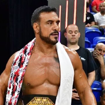 Alberto del Río ‘El Patrón’ reaparece en redes, anuncia su próxima lucha y lo tunden