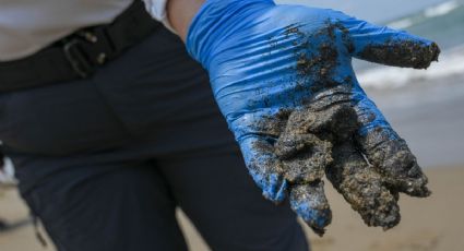 Juez ordena al gobierno frenar y remediar el derrame en el Golfo de México tras un amparo de grupo ambientalista