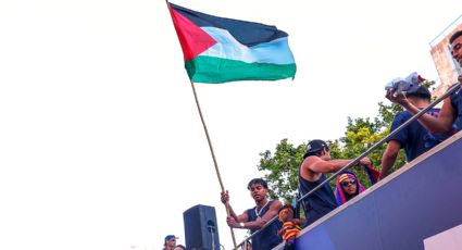 Lamine Yamal es regañado y desata polémica por ondear bandera de Palestina en los festejos del Barcelona