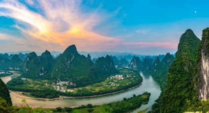 Cae camioneta a un río en China; hay al menos un muerto y nueve desaparecidos