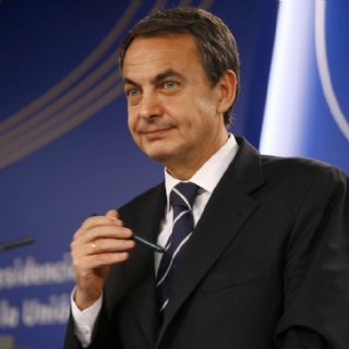 Abren investigación en España contra las hijas y secretaria del expresidente Rodríguez Zapatero