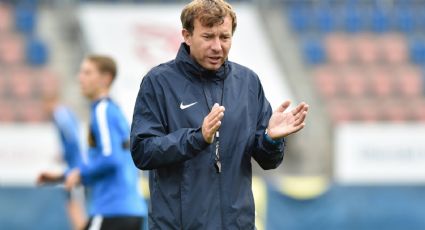 La UEFA veta de por vida a entrenador de futbol femenil que filmaba a sus jugadoras en el vestidor y en las regaderas