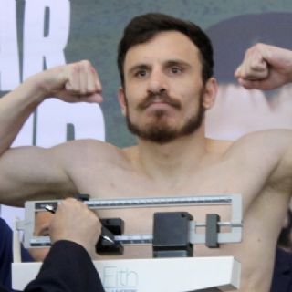 El boxeador Omar Chávez sale de la cárcel tras ser detenido por violencia familiar