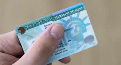 EU exigirá a los migrantes salir del país para poder tramitar la residencia permanente