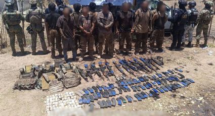 Caen en Sinaloa 13 sujetos presuntamente ligados a Los Chapitos; decomisan armas y equipo táctico
