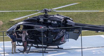 Neymar llega lesionado y en su helicóptero a la concentración de Brasil para el Mundial