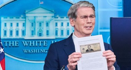 Tesoro de EU confirma que diseña un billete de 250 dólares con la imagen de Trump