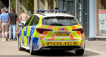 Explosión en inmueble en Inglaterra deja dos muertos y tres heridos; descartan ataque terrorista