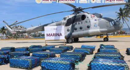 Marina incauta 26 bultos con presunta cocaína y detiene a dos extranjeros en el océano Pacífico