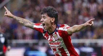 ¡Sí se pudo sin seleccionados! Chivas remonta a Tigres con doblete de Santiago Sandoval y avanza a Semifinales