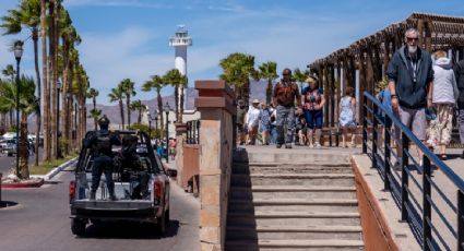 Detienen a dos personas y aseguran armas tras agresión en Los Cabos que dejó un estadounidense muerto y seis heridos