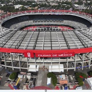 Critican Centro de Prensa del Azteca: “bienvenidos" con plumón, lugar "chico" y baños “rarísimos"