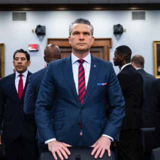 "Todas las opciones están sobre la mesa", asegura Hegseth sobre una posible captura de Díaz-Canel