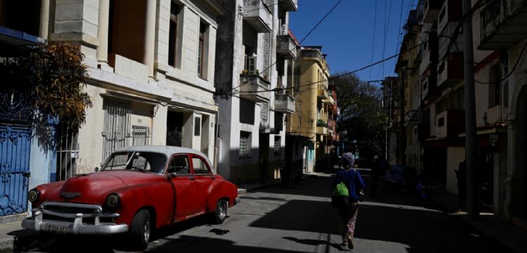Cuba acusa a EU de no tener "interés real" en cumplir la oferta de 100 mdd en asistencia humanitaria