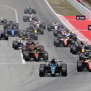 Checo termina en el lugar 14 del GP de Barcelona; Hamilton consigue su primera victoria en Ferrari