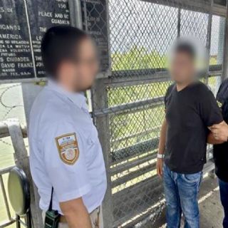 El embajador Ronald Johnson afirma que EU ha enviado a México a 313 criminales buscados