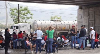 Bloqueos de la CNTE afectan el suministro de Pemex; reportan el cierre de 16 gasolineras en Oaxaca
