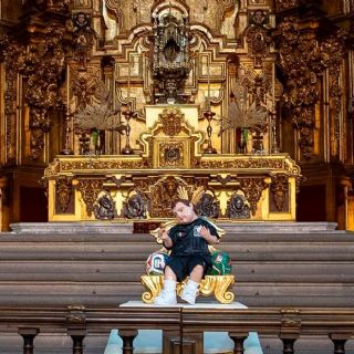 De la cancha a la iglesia: aficionados atribuyen a un milagro el pase de México al Niño Dios