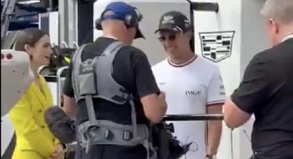 Checo Pérez se reúne en Mónaco con la protagonista de ‘Emily en París’, que graba en el paddock segmentos de su sexta temporada