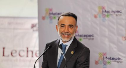 Alcalde de Metepec irrumpe en un club deportivo con sus escoltas y presuntamente agrede a un hombre