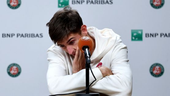 El italiano Matteo Arnaldi se retira por un virus y su compatriota Flavio Cobolli enfrentará a Zverev en la Final de Roland Garros
