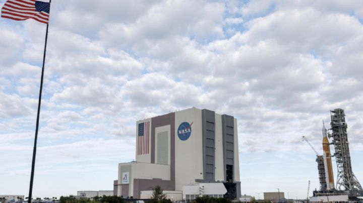 Fuga de aire en la Estación Espacial Internacional obliga a astronautas a refugiarse durante dos horas