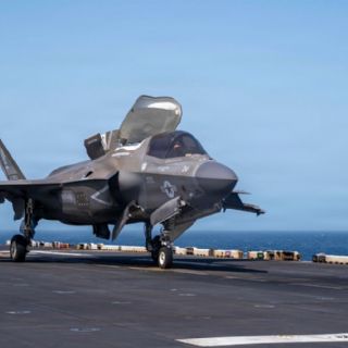 EU ataca sistemas de defensa aérea y radares de vigilancia iraníes por el derribo de helicóptero